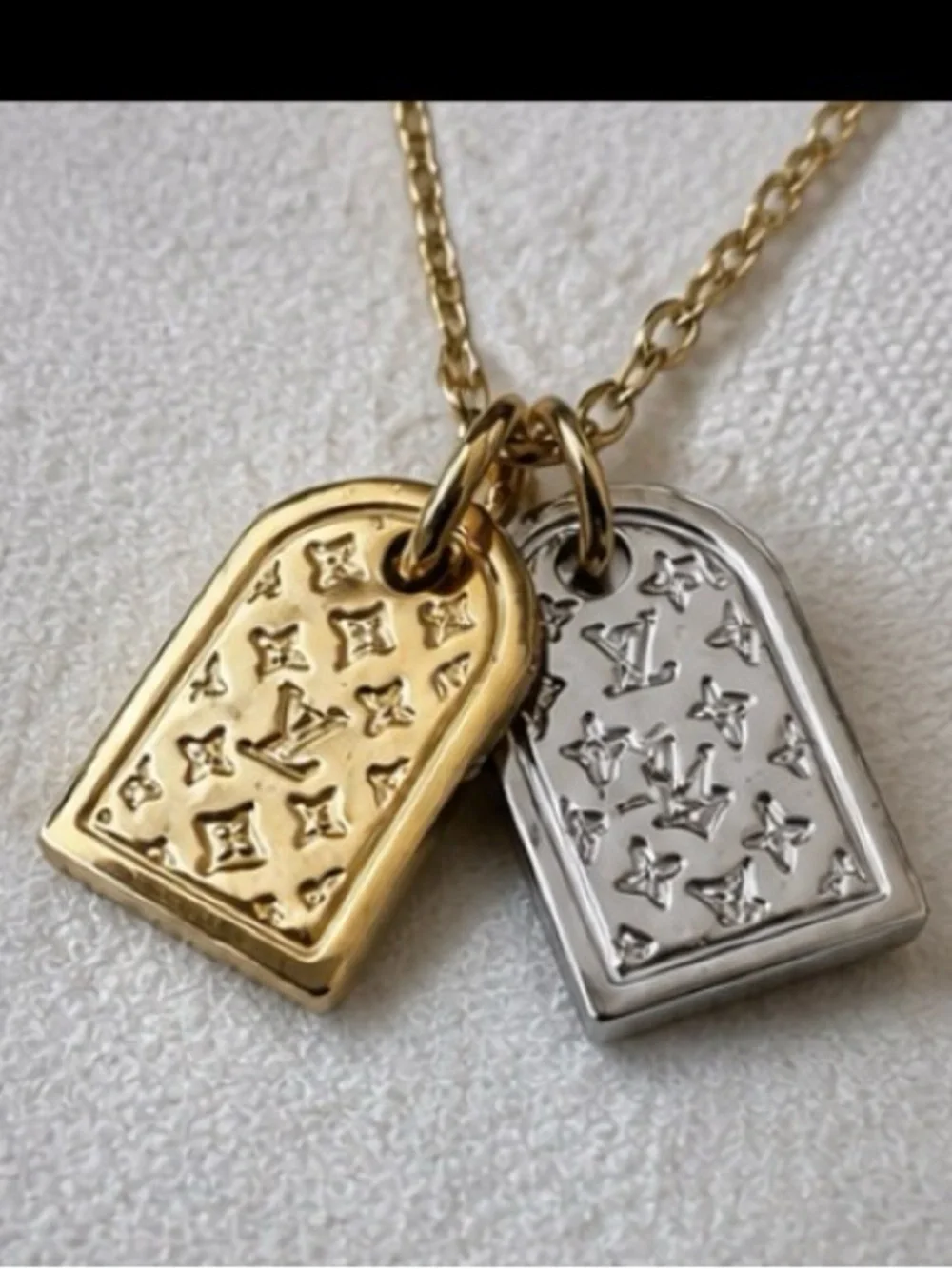 Louis Vuitton Two-Tone Tag Pendant Necklace - Gold & Silver - Picture 4 of 4